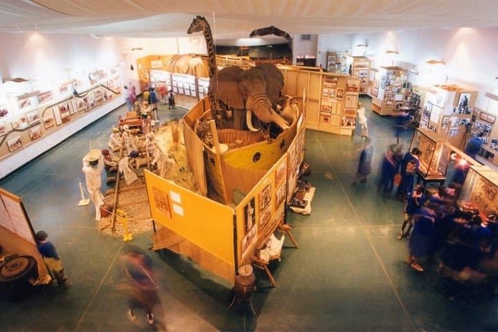 Half-Day Guided Tour to Nairobi National Museum and Snake Park