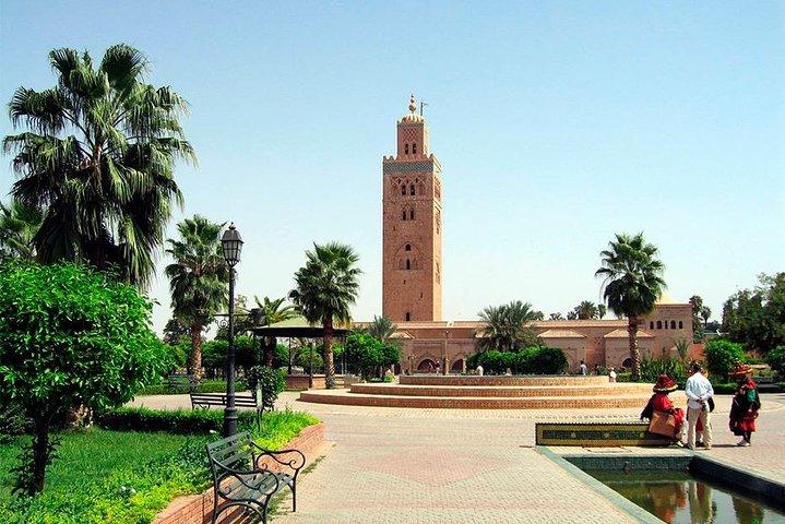 Half-Day Private Guided Tour of Marrakech Medina with Pickup