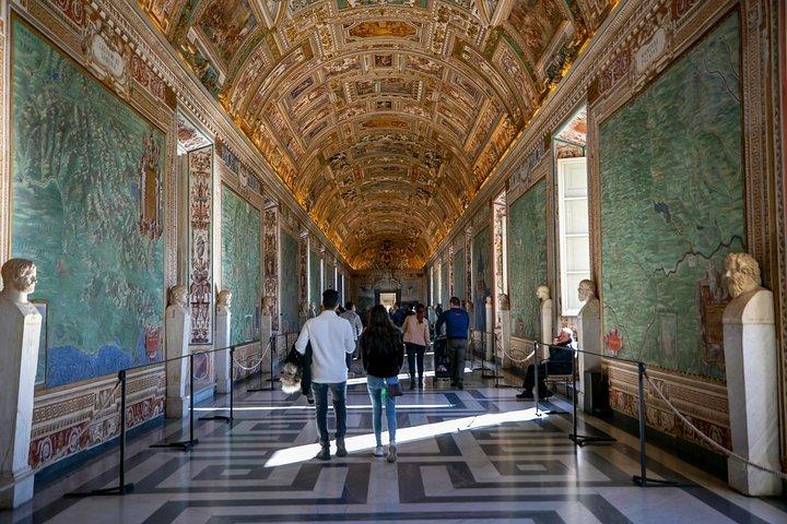 Rome in a Day Tour: Colosseum Vatican Sistine Chapel and more