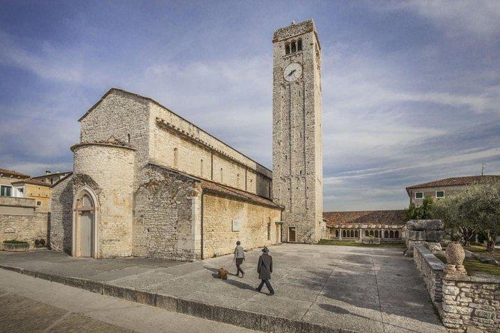 Full-Day Valpolicella Private Tour from Milan with Wine Taste