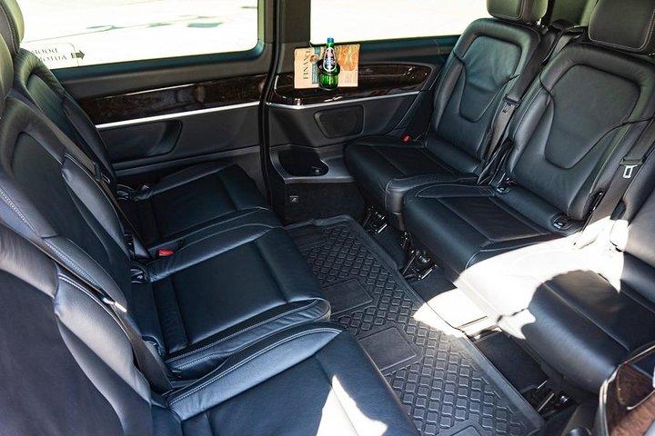Luxury Warsaw Chopin Airport Transfer by private Minivan car