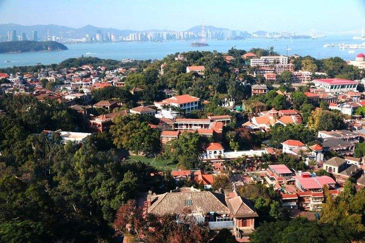Half-Day Private Tour to Xiamen Gulangyu Island Highlights