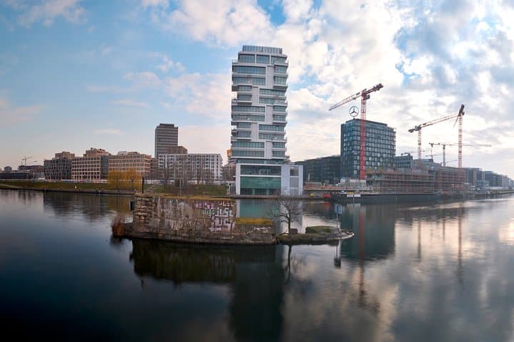 Berlin Architecture/River Spree Full Day Photography Tour