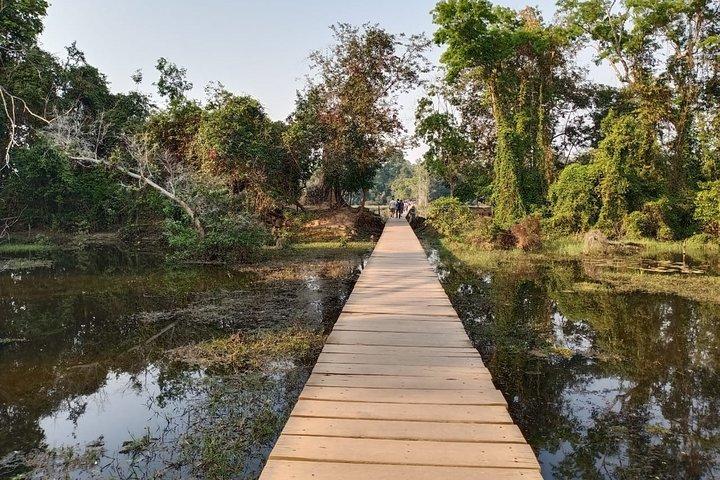 Private Half-Day To Peah Khan and Neak Pean Temples