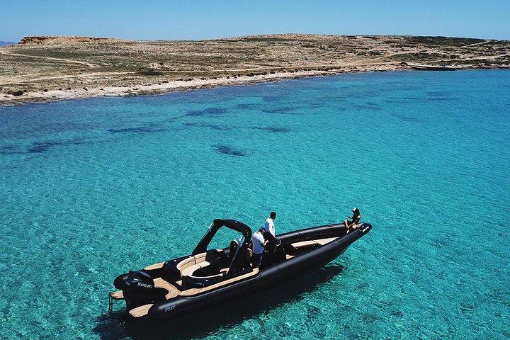 Private Cruise: MYKONOS – ANTIPAROS – DESPOTIKO - PANTERONISIA