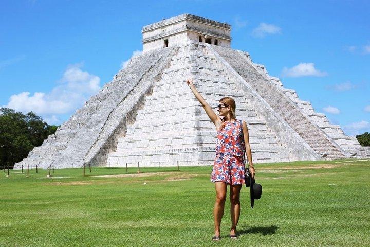 Visit Chichén Itzá from Cancun or Riviera Maya; Lunch and Cenote