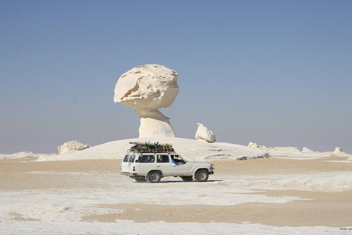 White & Black Desert camp safari 2 Days Tour From Cairo and Giza