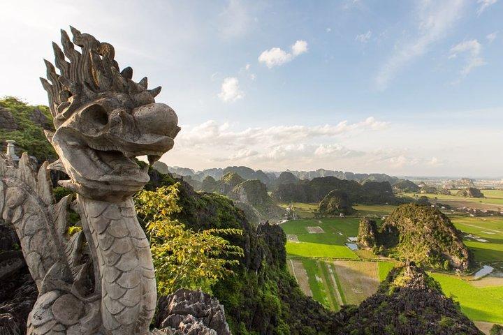 Hoa Lu Citadel - Trang An - Mua Cave Fullday Ninh Binh Private Tour