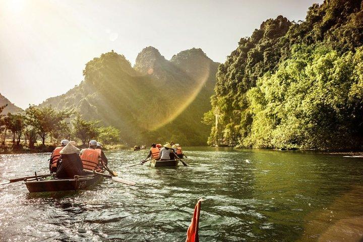 Trang An Grottos & Bai Dinh Pagoda : Fullday Ninh Binh Private Tour