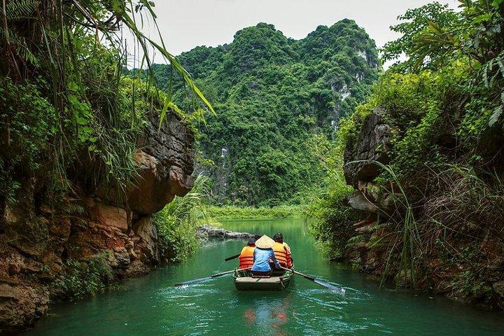 Trang An Grottoes - Mua Cave - Tuyet Tinh Coc : Fullday Ninh Binh Private Tour