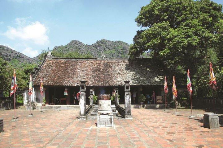 Hoa Lu Ancient Capital Private Day Tour from Hanoi with Pickup