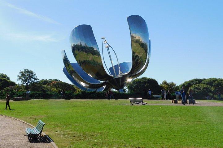 Walking Tour of the Recoleta Neighborhood in Buenos Aires