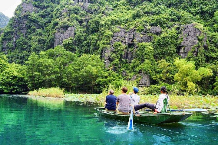 Hoa Lu Ancient Capital Private Day Tour from Hanoi with Pickup