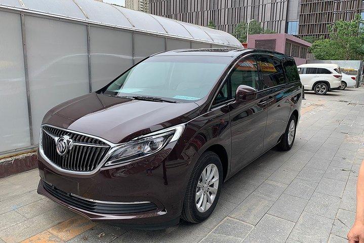 Guangzhou Baiyun Airport to Shenzhen private Transfer service.