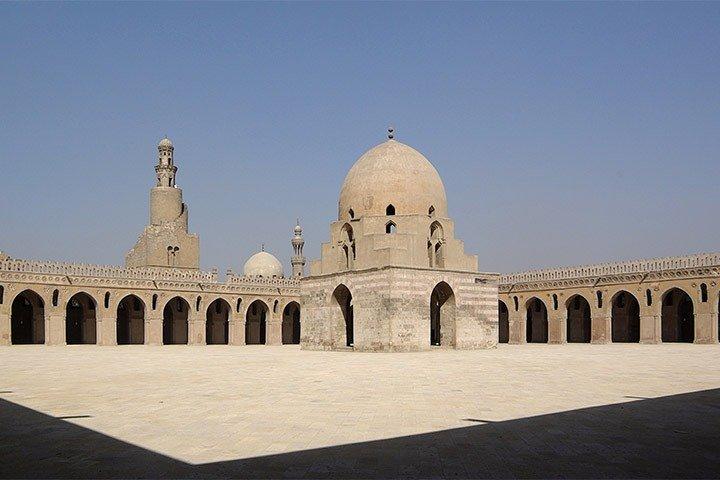 From National Museum to Citadel & Bazaars
