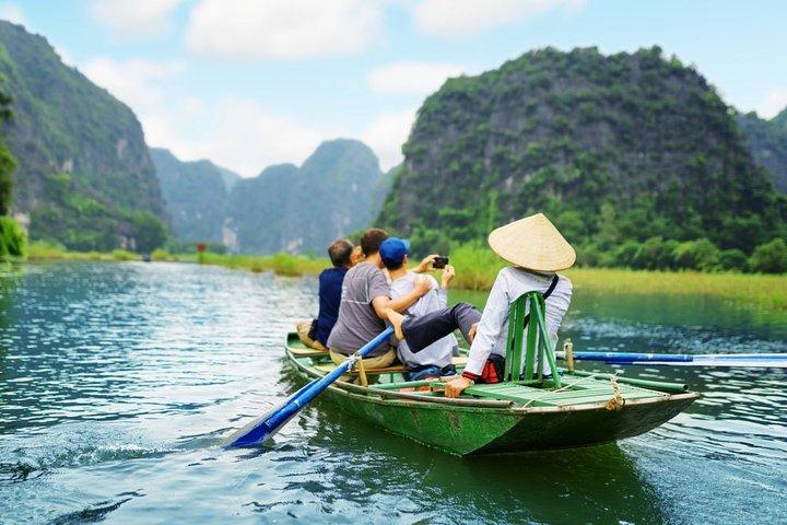 Hoa Lu Ancient Capital Private Day Tour from Hanoi with Pickup