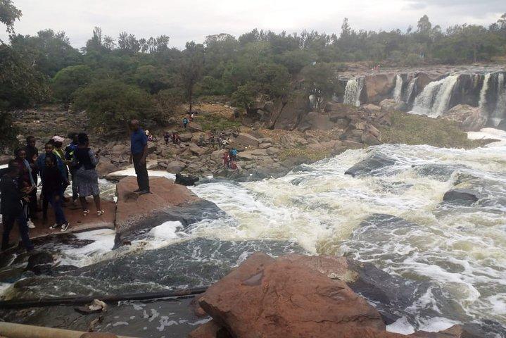 Full-Day Private Tour to Fourteen, Chania and Thika Waterfalls