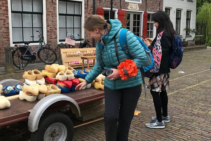 Half-Day Edam and Volendam Private Walking Tour from Amsterdam