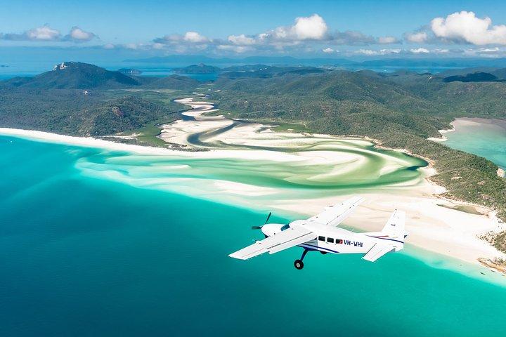1hour Scenic Flight Heart Reef, Whitehaven Beach, Hill Inlet, GBR