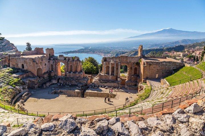 Private Tour of Mount Etna, Taormina and Messina. Departure from Messina
