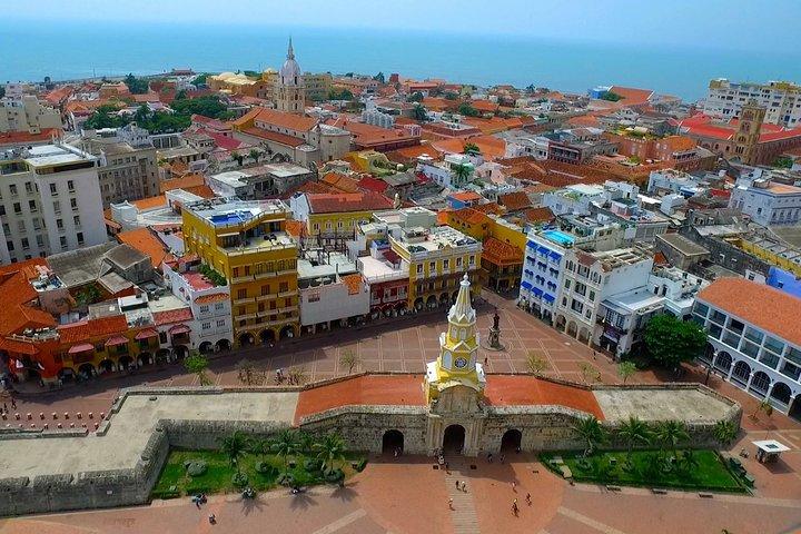 Private Walking Tour in Walled City and Getsemani Cartagena