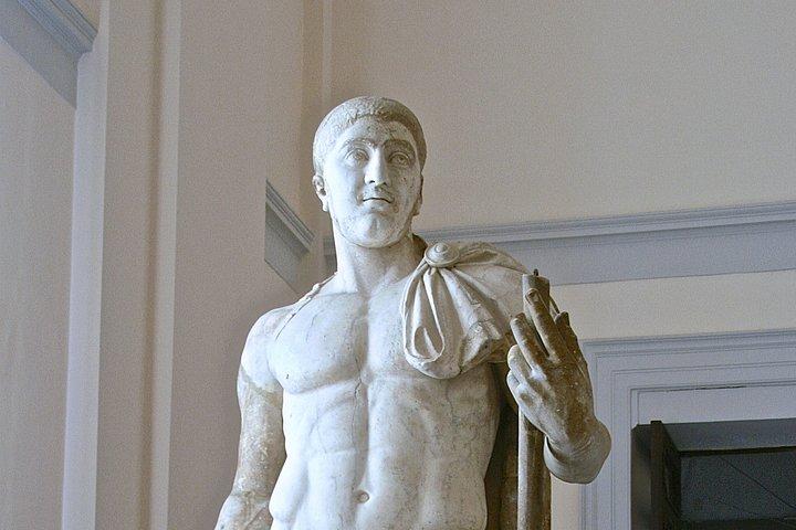 2 Hours Private Guided Tour to Naples Archeological Museum
