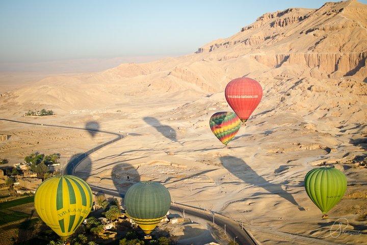 Sunrise Hot Air Balloon Ride in Luxor