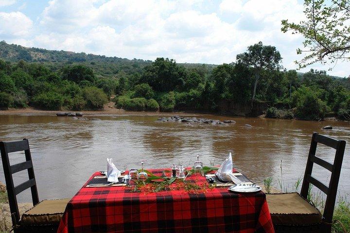 6 Days Maasai Mara, L. Nakuru, Aberdare & Samburu Safari (MINIMUM 2 PERSONS)