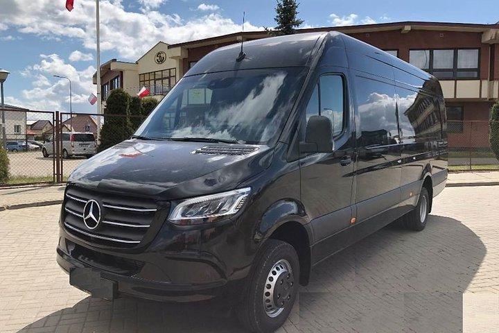 Private transfer from Marrakech To Chefchaouen (Blue City)