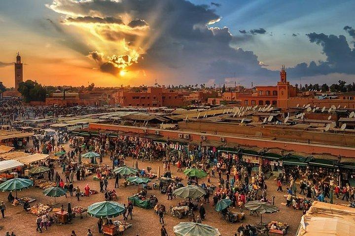 Private Transfer From Marrakech To Casablanca Airport or City