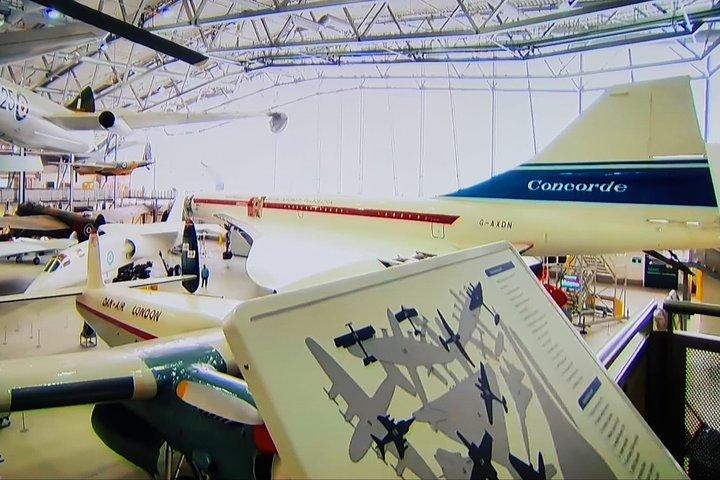 Luxury Private Vehicle Day Hire:London with Stopover Duxford imperial War Museum