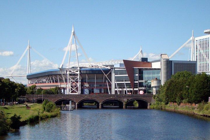Cardiff City and Dr. Who Movie Private Day Tour from London