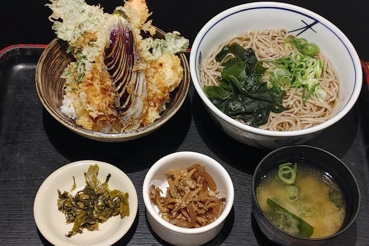 Osaka Dotonbori Daytime Food Tour