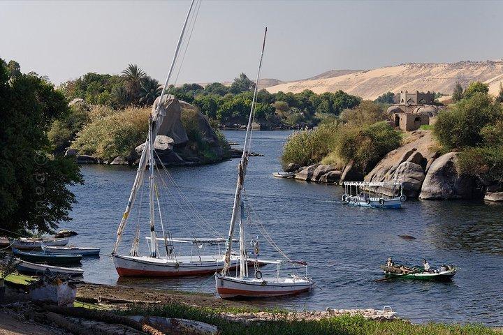 Luxor & Aswan Highlights - 2 Days Trip from Cairo