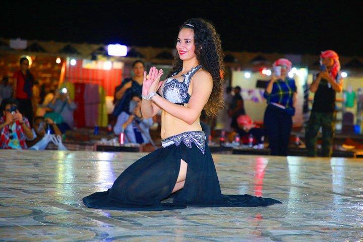 Dubai Desert Safari with 4x4 Dune Bashing and BBQ Dinner