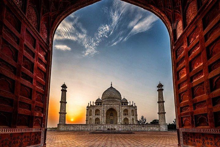 2 Days: Overnight Guided Taj Mahal Agra Tour From Jaipur