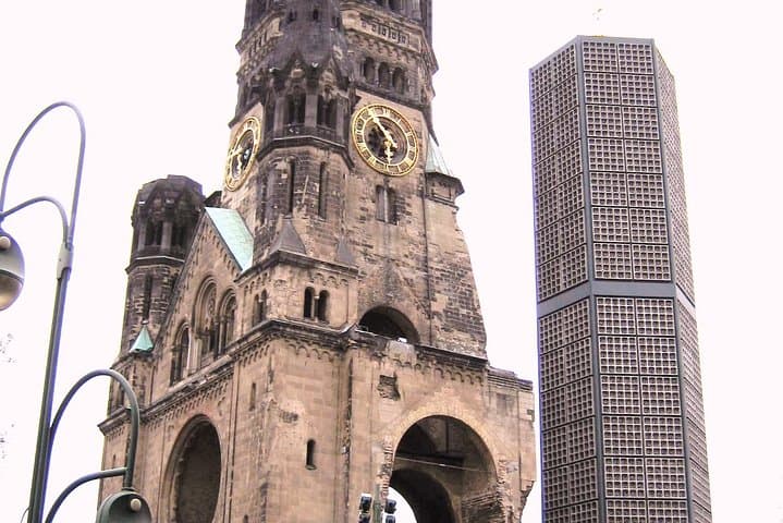 Tours & Sightseeing in English of Berlin, Potsdam and Sachsenhausen
