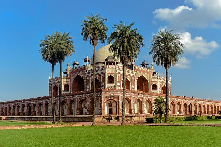 Humayun's Tomb tickets - Skip the line with Licensed Tour Guide