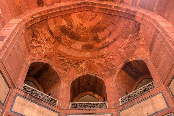 Humayun's Tomb tickets - Skip the line with Licensed Tour Guide