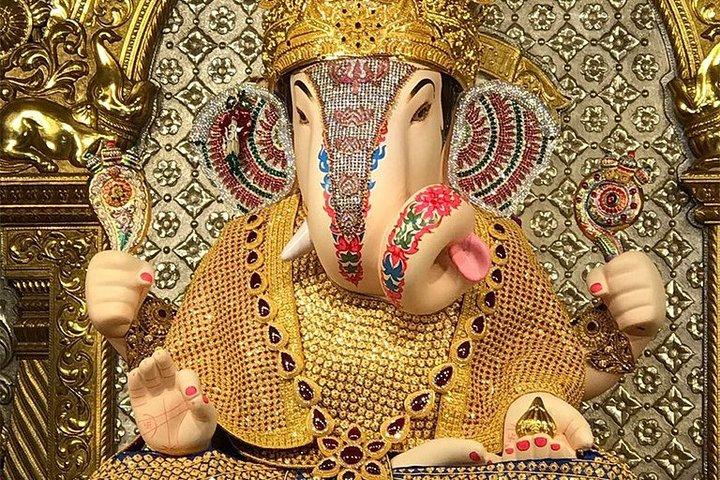 Full Day Cultural & Heritage Pune City Tour in Private Vehicle