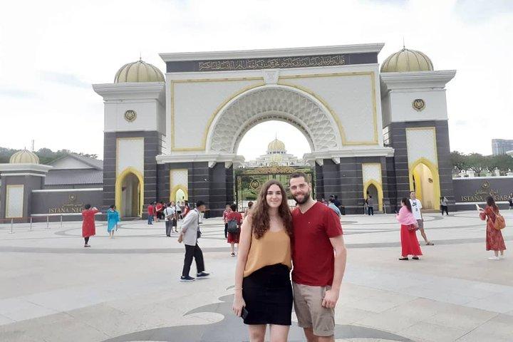Kuala Lumpur Must-See Landmarks with Professional Tour Guide