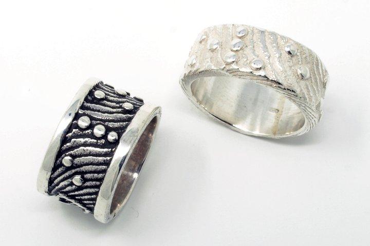 Create your original cuttlefish bone cast jewelry.