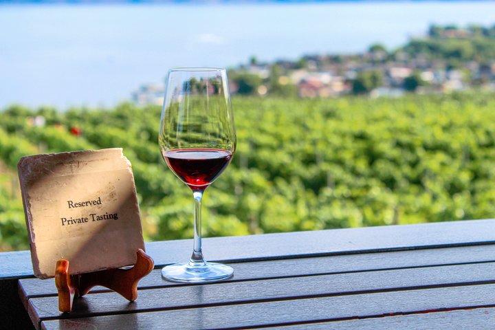 Kelowna or West Kelowna Afternoon Sightseeing Wine Tour