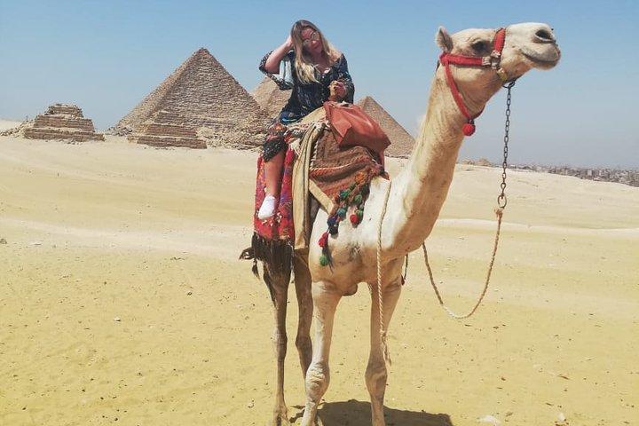 Tour to Giza Pyramids and Sphinx