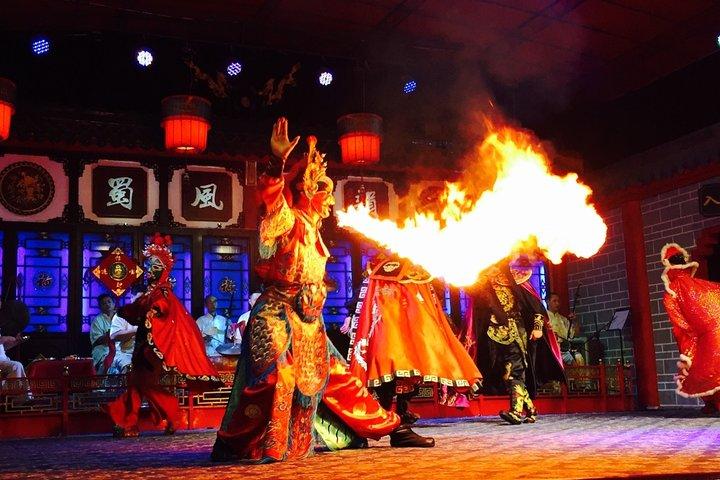 Private Half-Day Tour in Sichuan Culture Show with Hot Pot Dinner in Chengdu