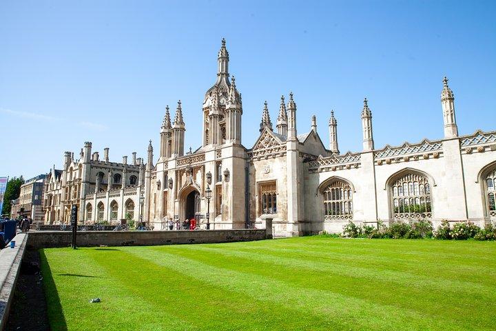 Private 2-Hour Cambridge Walking Tour With University Alumni Guide