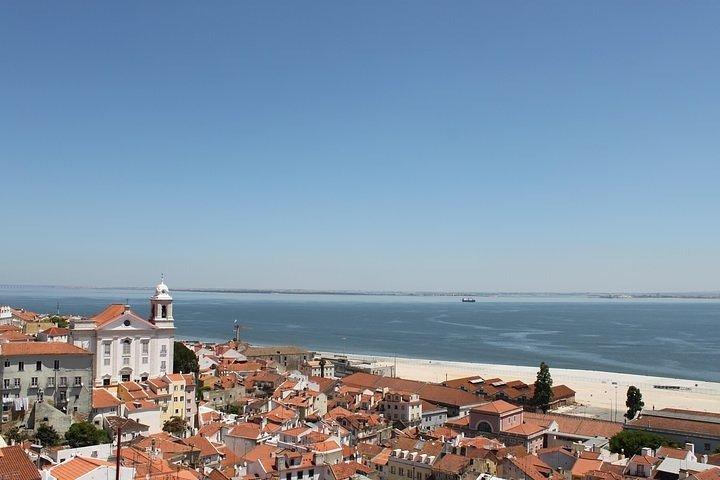 Lisbon Essential - Private Walking Tour