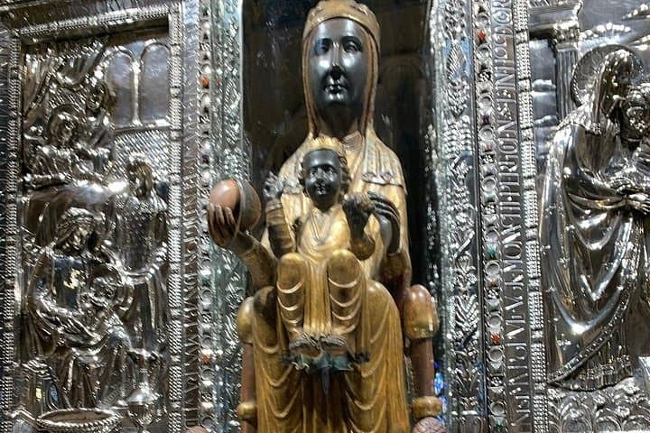 Tour private a Montserrat + Sitges