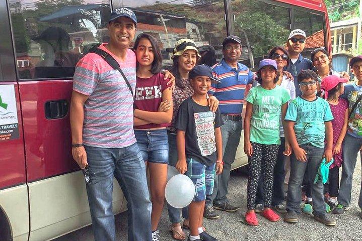 Gintota City to Colombo (CMB) Airport Private Transfer