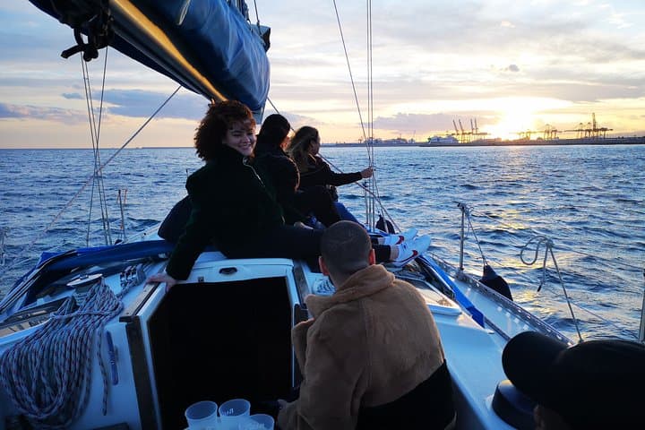 Authentic Barcelona Sailing Tour with Swim & Drinks